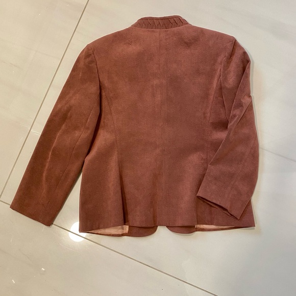 Vintage Ultra-Suede Blazer - Picture 10 of 10